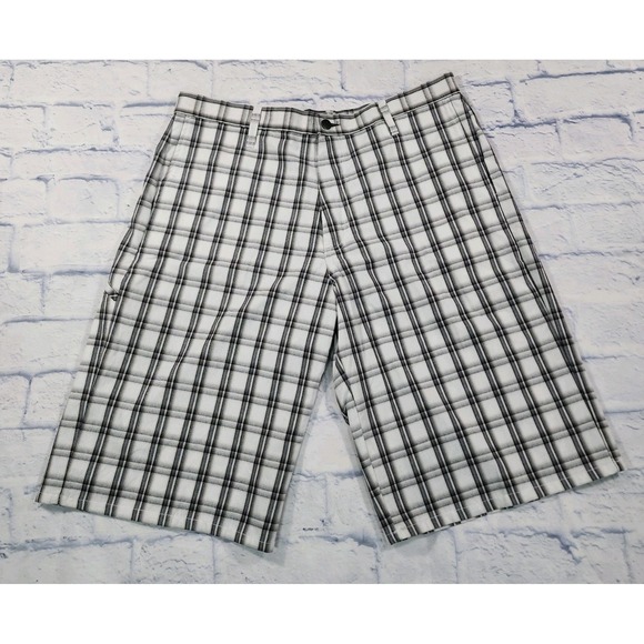Dickies MENS SIZE 36 Yarn Dyed Plaid Shorts Regular Fit 13" Inseam Black White - Picture 1 of 11
